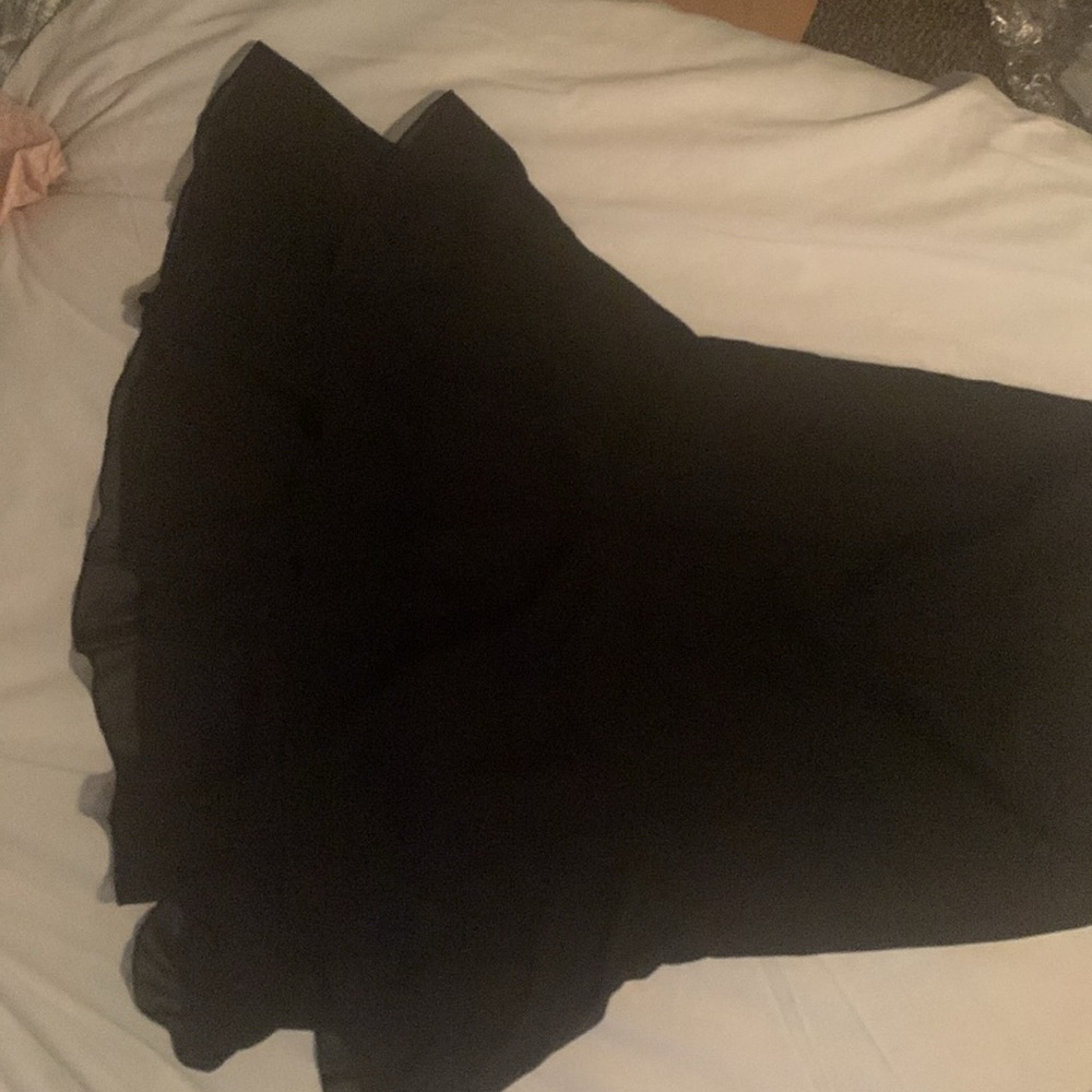 Cruise Wear / Formal Night or Wedding / Formal event / Evening Essentials - Picture 2 of 3